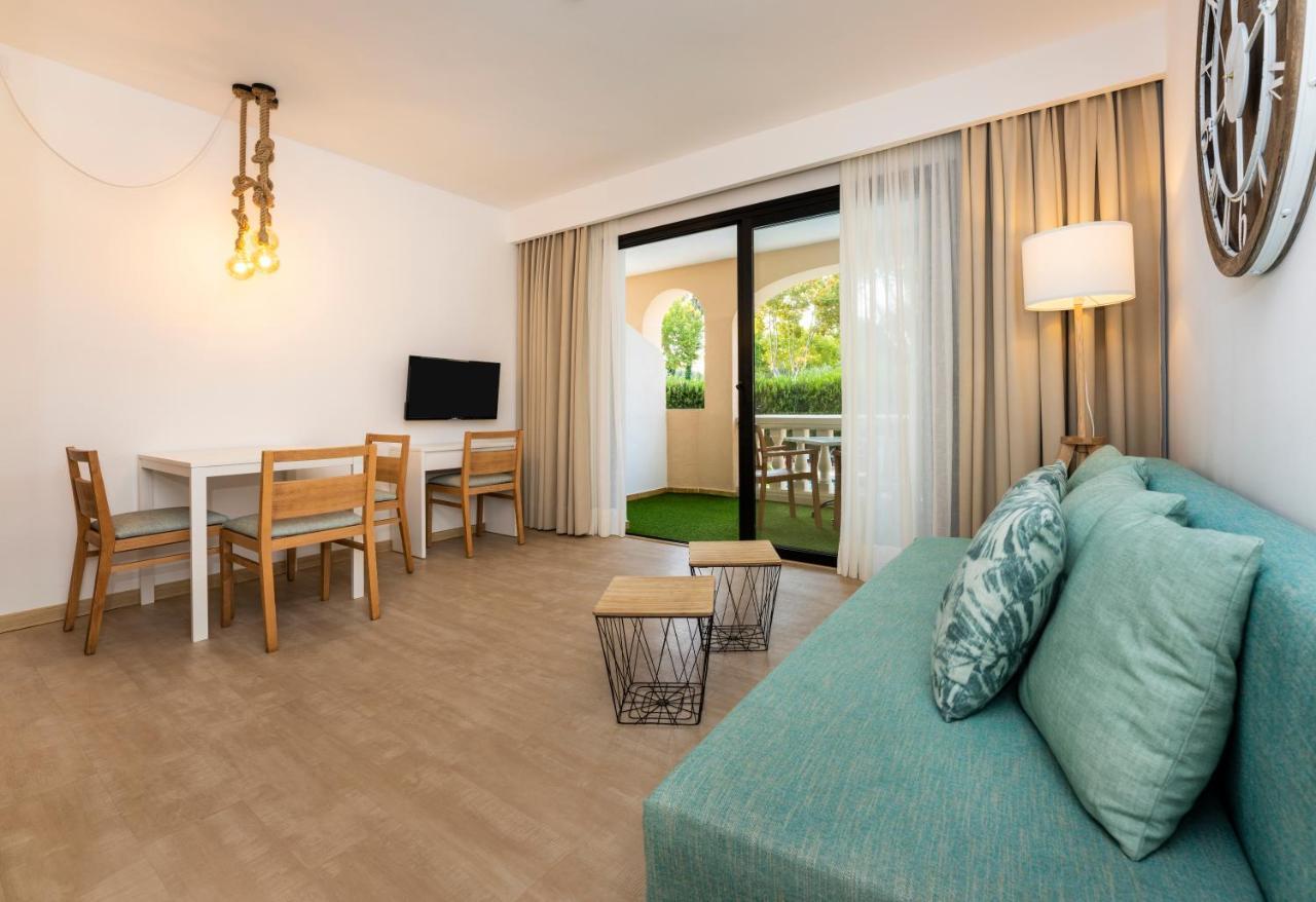 Apart-hotel S'olivera 4*